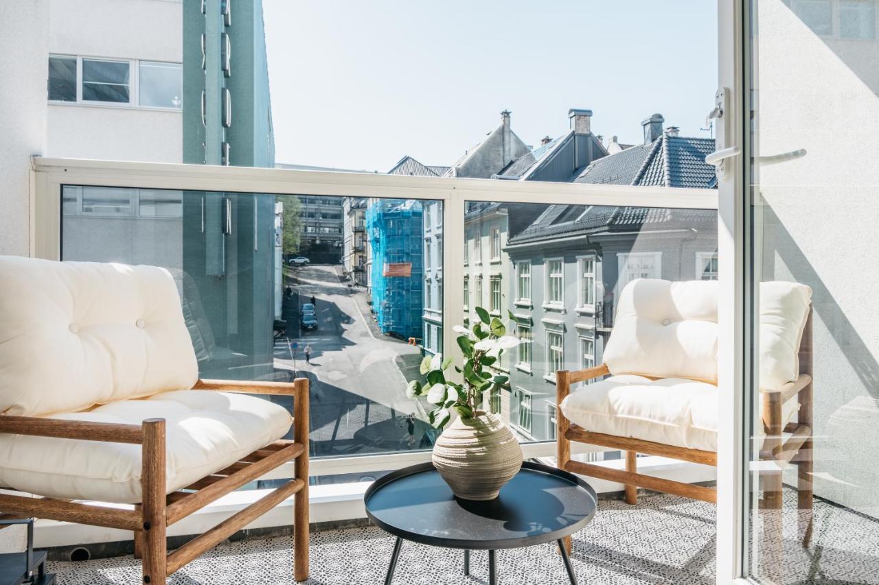 Stay Urban - Scandinavian Comfort With Private Balcony Bergen Bagian luar foto