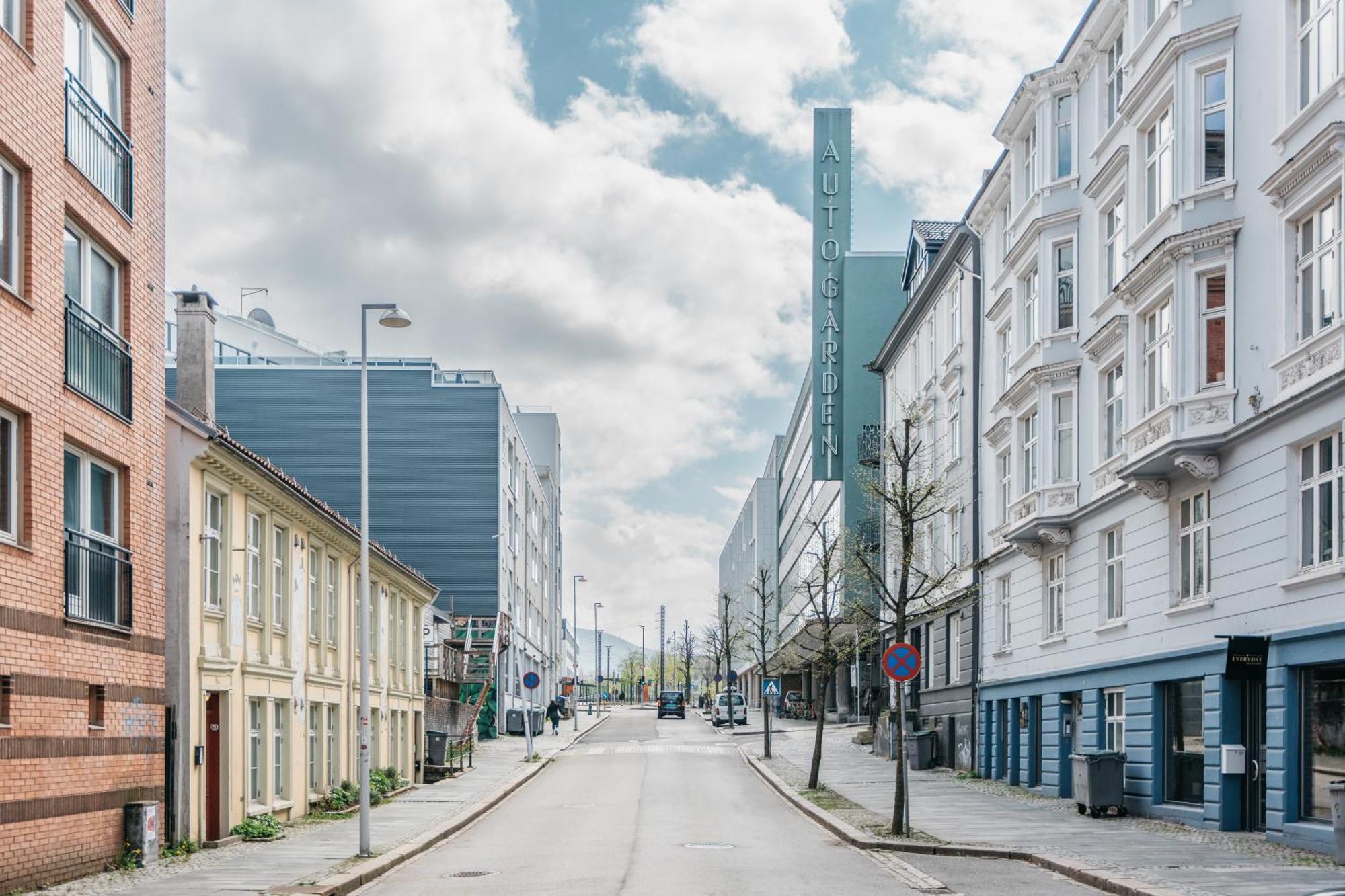 Stay Urban - Scandinavian Comfort With Private Balcony Bergen Bagian luar foto